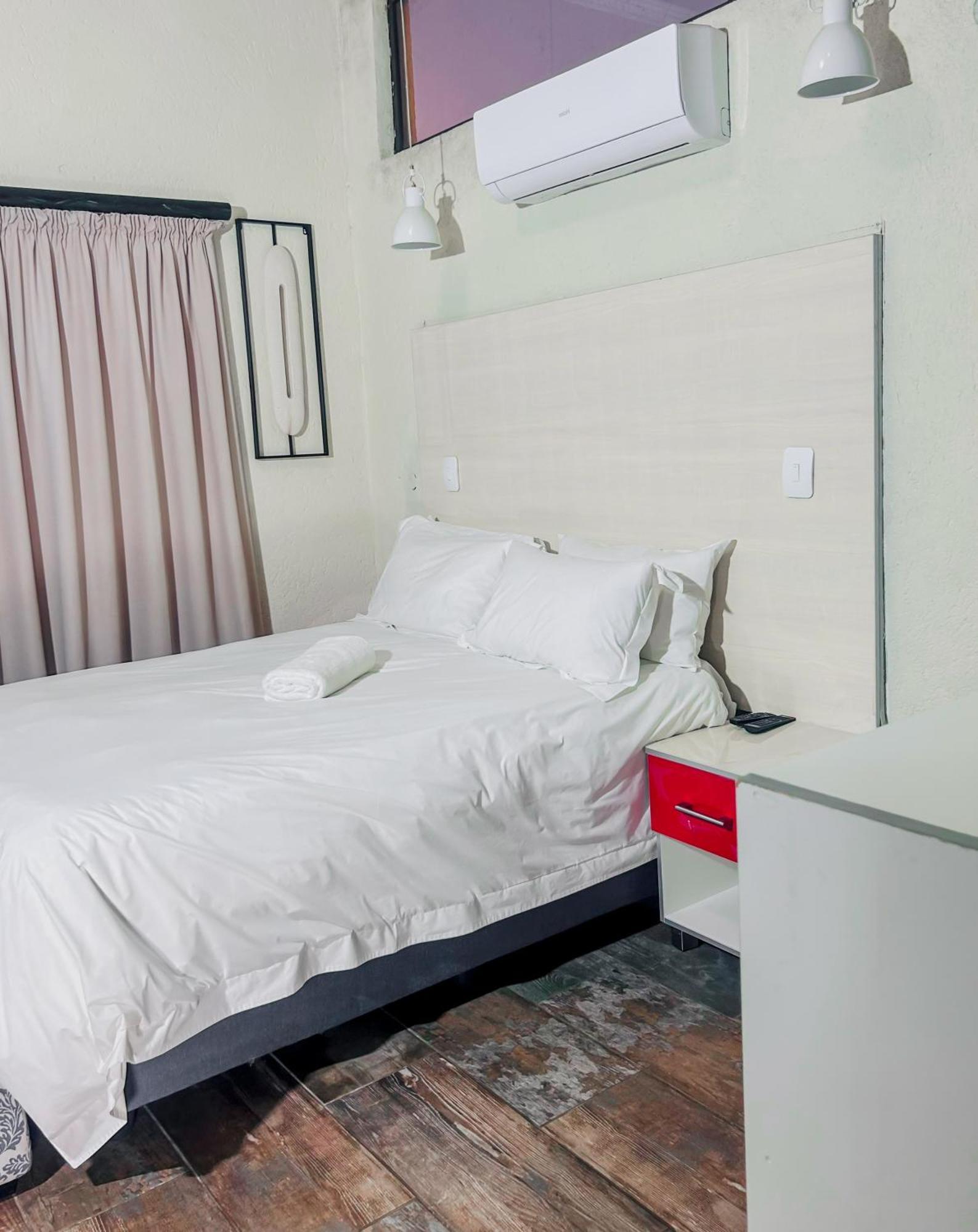View Inn Exclusive Lodge Mbombela Extérieur photo