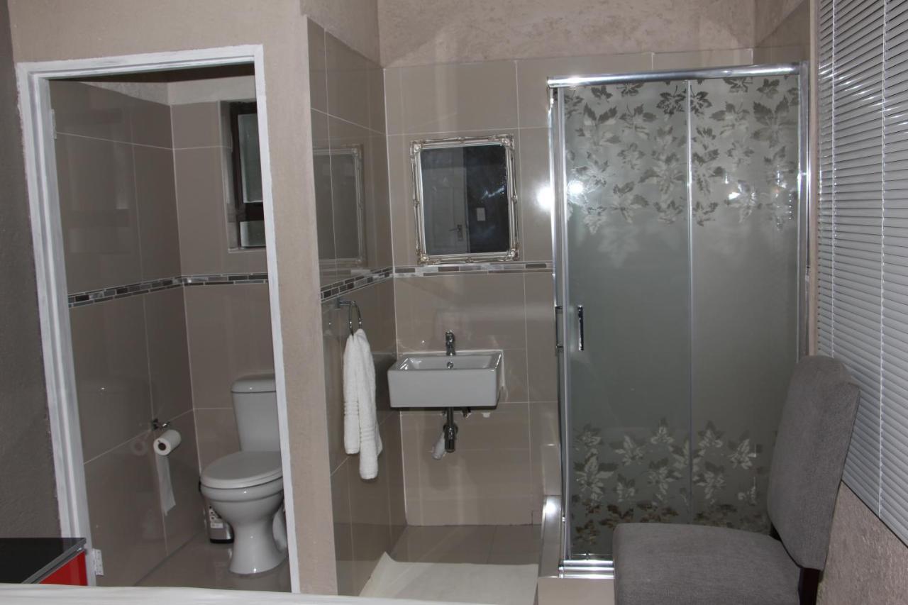View Inn Exclusive Lodge Mbombela Extérieur photo